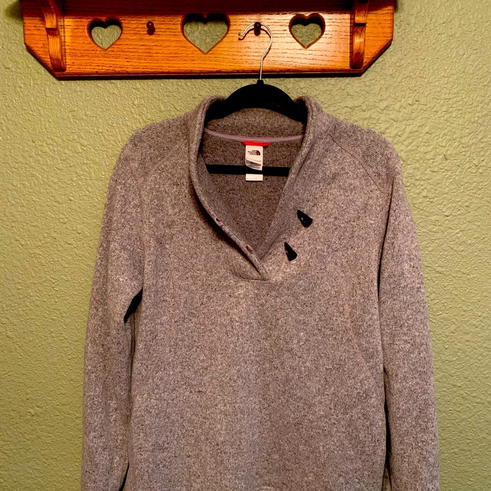 XL North Face jacket. In very clean/like new condition.